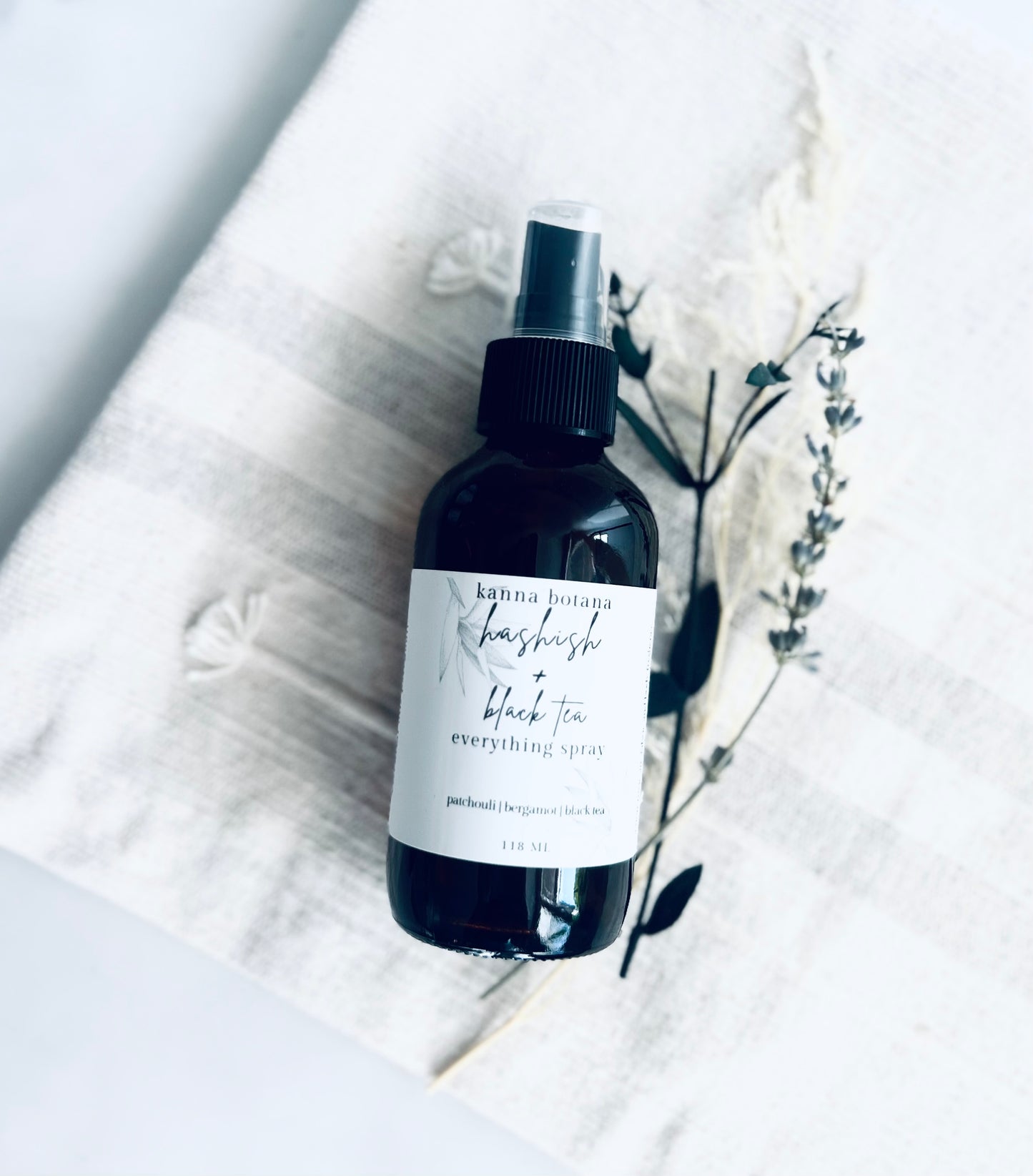 Hashish and Black Tea body and room Spray
